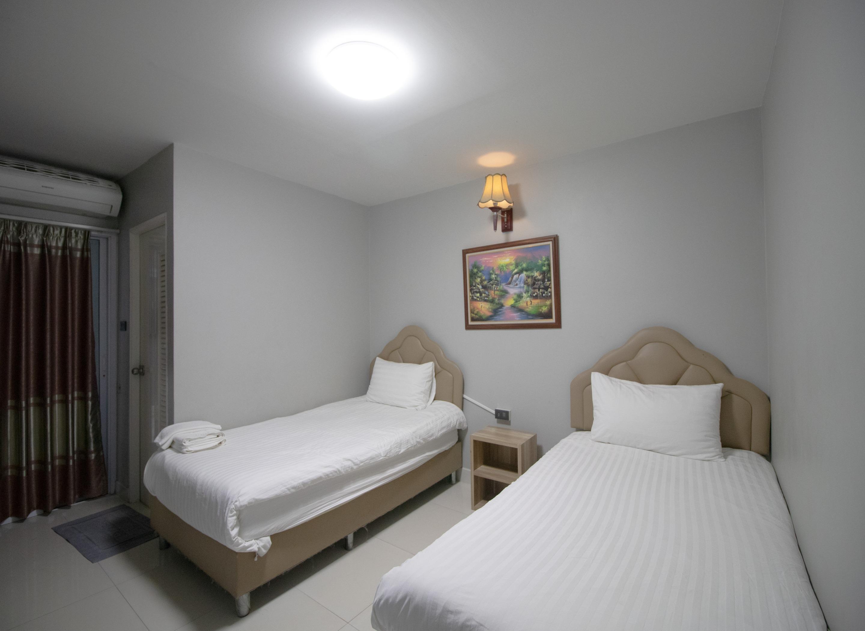 Kun Hotel Nakhonratchasima Exteriör bild