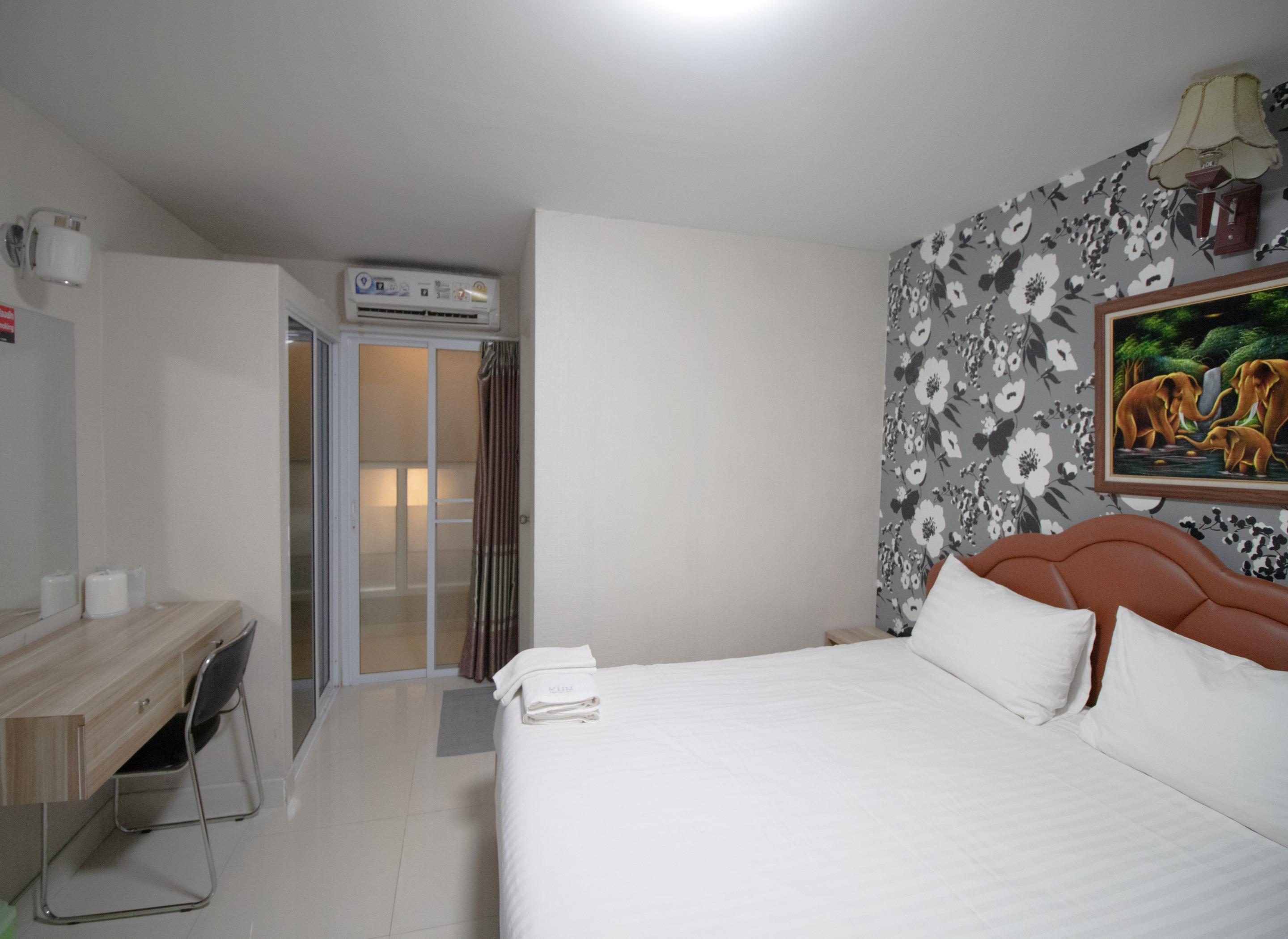 Kun Hotel Nakhonratchasima Exteriör bild