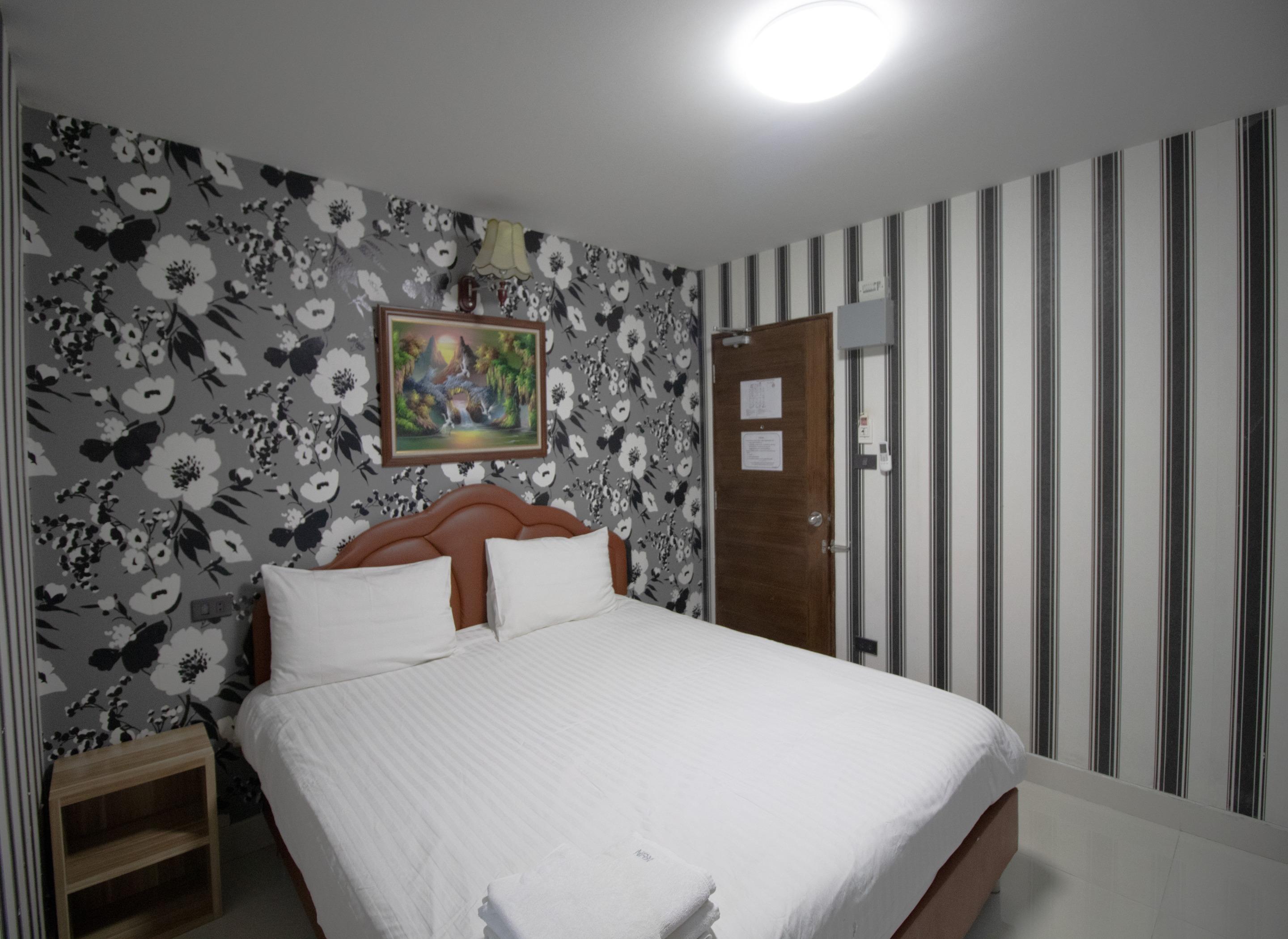 Kun Hotel Nakhonratchasima Exteriör bild