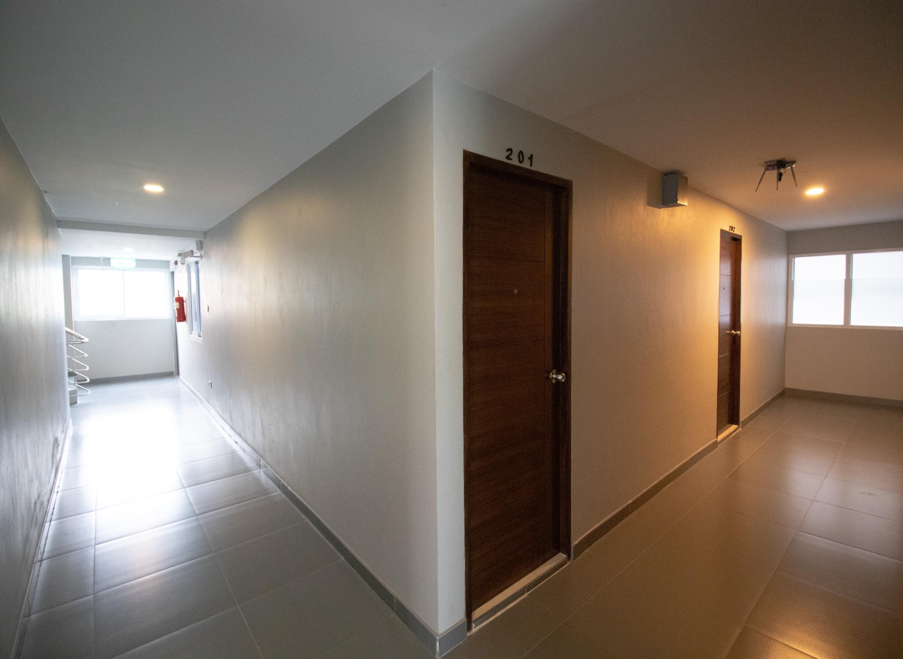 Kun Hotel Nakhonratchasima Exteriör bild