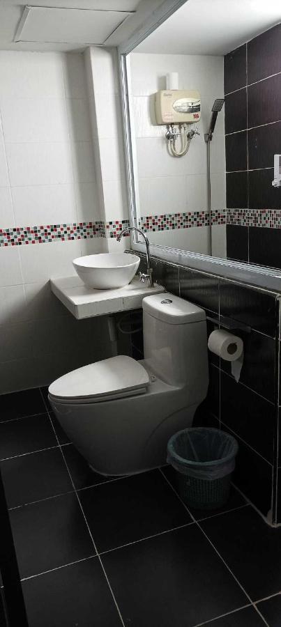Kun Hotel Nakhonratchasima Exteriör bild