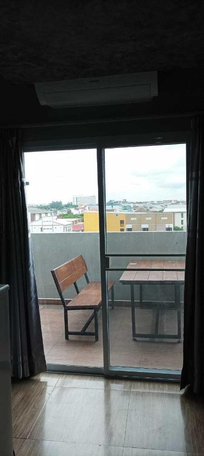 Kun Hotel Nakhonratchasima Exteriör bild